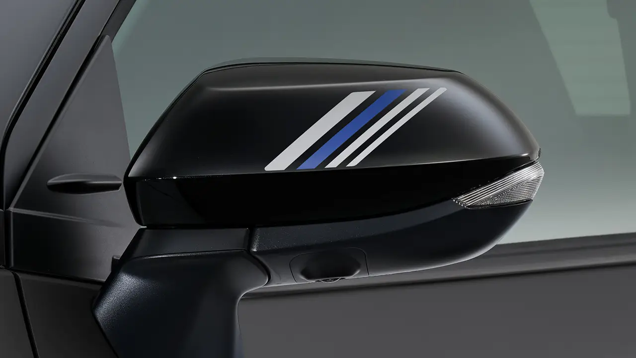 【URBANO】販売店装着オプション２